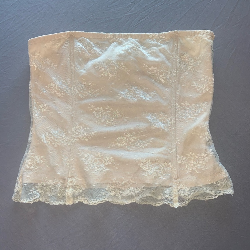 The limited cream floral lace strapless top